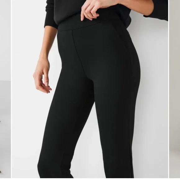 SPANXsupersmooth™ PerfectFit Ponte Kick Flare Pant size small